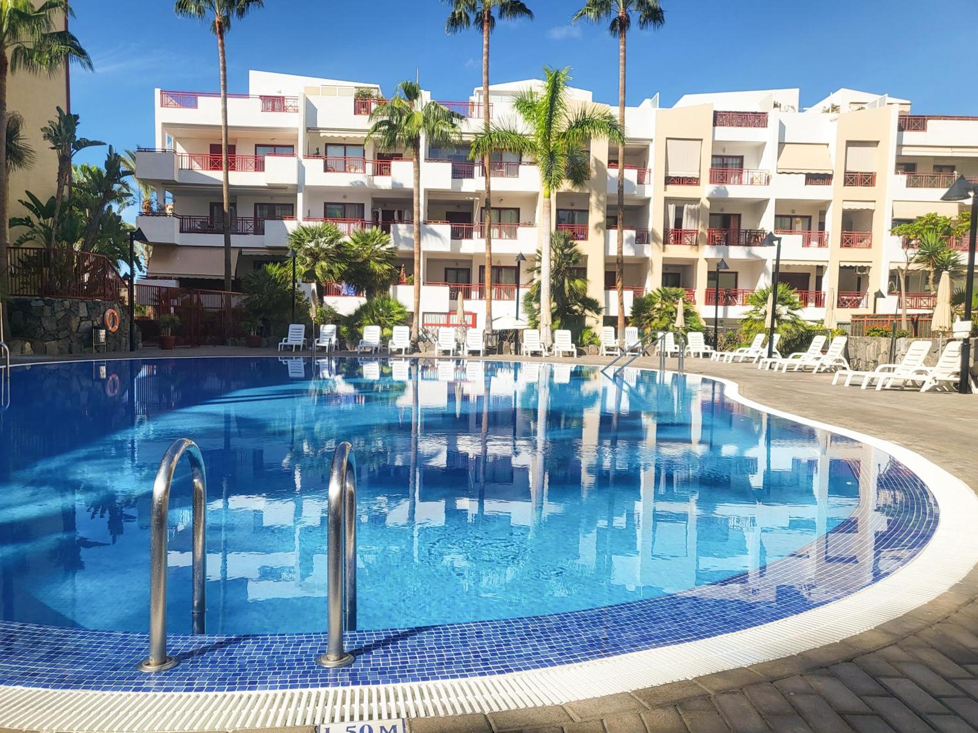 Oasis Palm Mar By Helloapartments Exterior photo